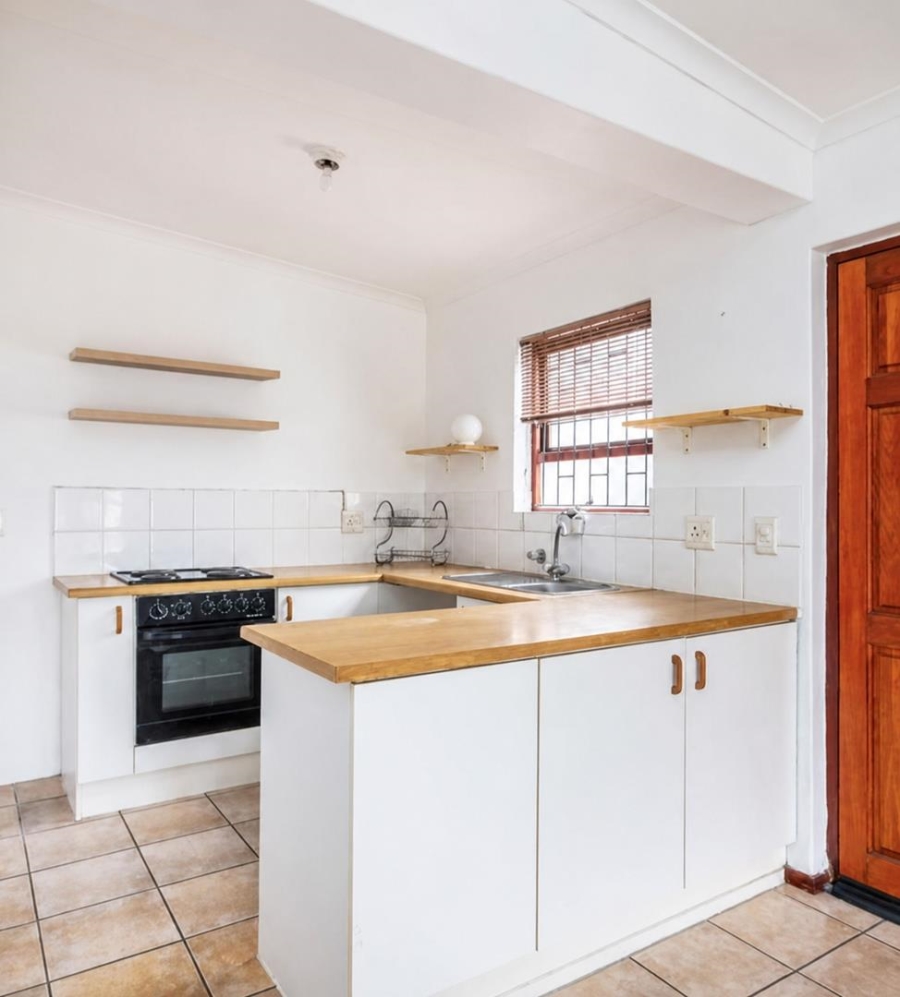 2 Bedroom Property for Sale in Parklands Western Cape